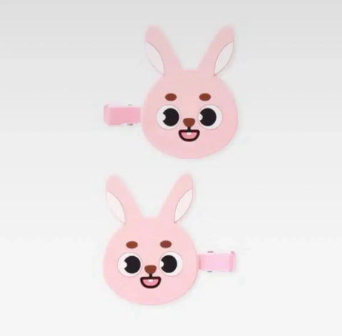 I'm selling Phil hairpins.