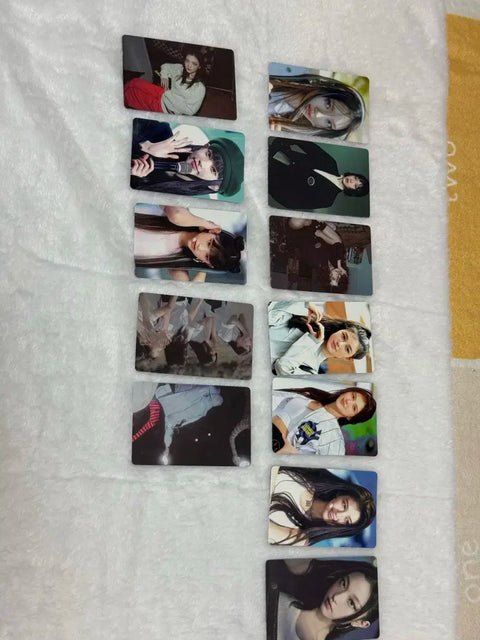 NewJeans photocard lot
