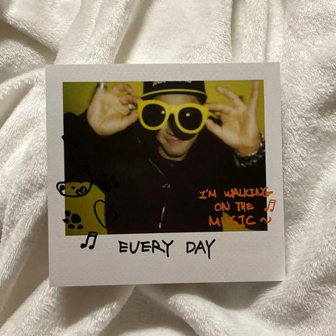 Big Bang Taeyang Polaroid