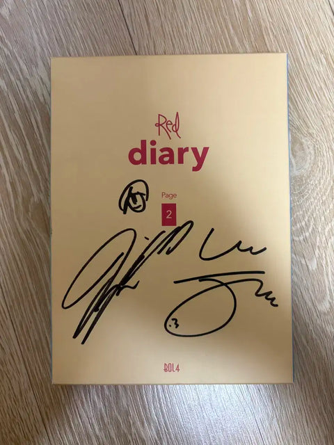Bolbbalgan4 Red Diary Page.2 Autographed Album (Not for Sale)