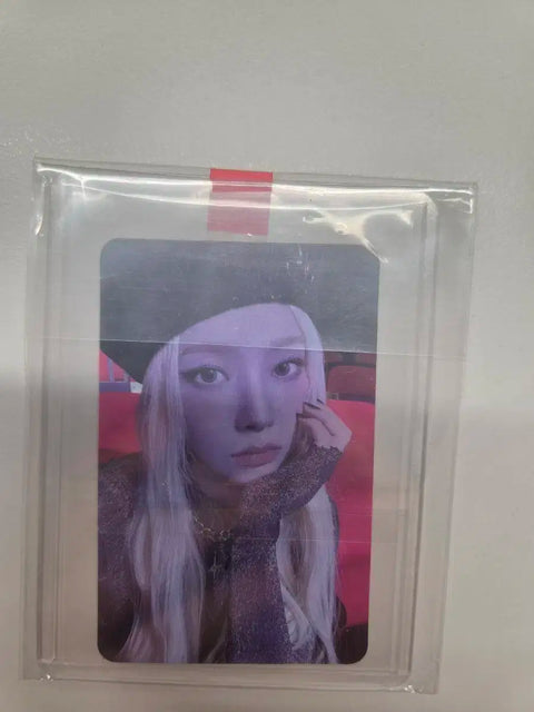 Selling Karina photocard.