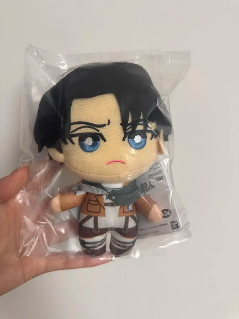 Attack on Titan Levi Tomonui