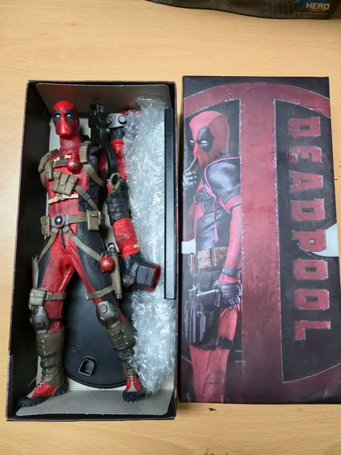 Deadpool figure