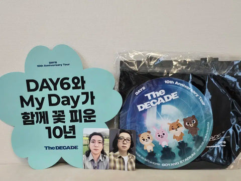 DAY6 last concert entrance gift Sungjin photocard + slogan