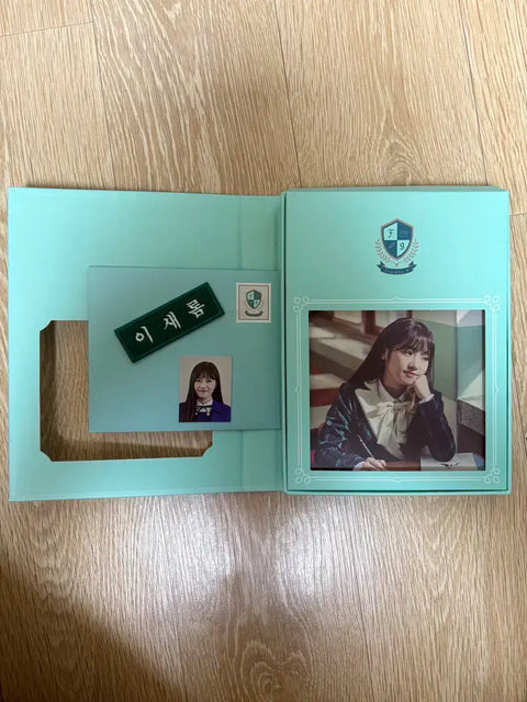 fromis_9 To. Heart Limited Autographed Album CD Not for Sale