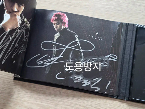 Infinite autographed album Evolution BTD