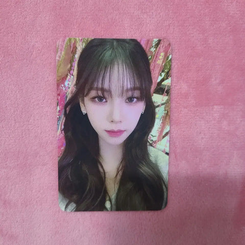 aespa pop-up Karina keyring photocard