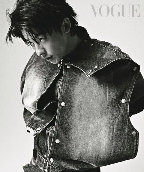 "Want to sell Taiwanese Vogue magazine with Greg Han (许光汉) as the cover model, from the drama "Someday or One Day" (想见你)."