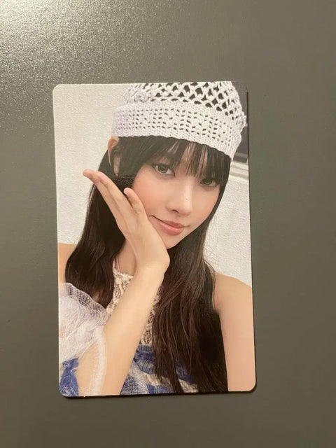 ILLIT Yuna photocard