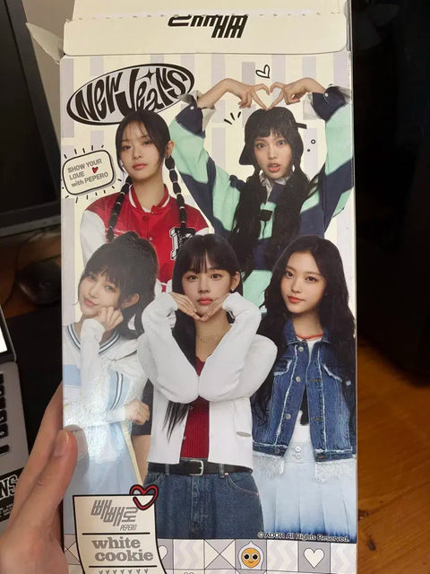 NewJeans Pepero Box
