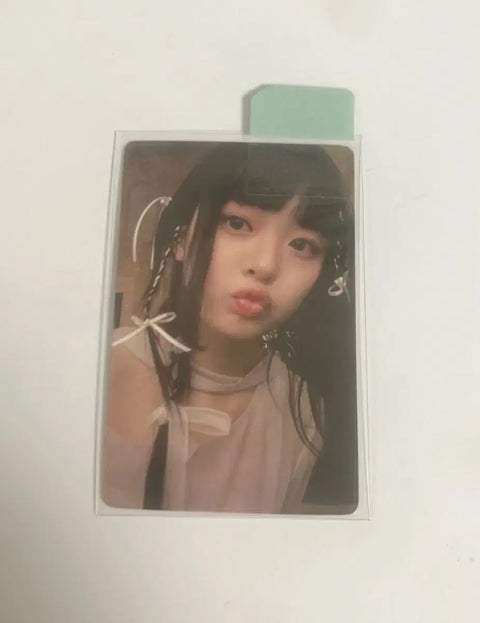 NewJeans Hanni Get Up ISWEE 2nd Unreleased Photo Card Benefit