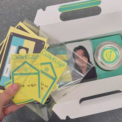 DAY6 Pop-up Gift Set