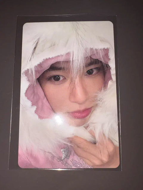 Limited Edition Miracle Sion Photocard Transfer/Sale