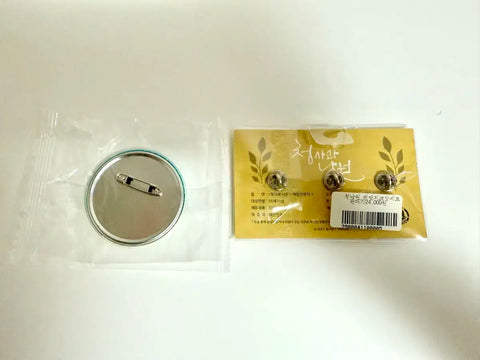 Green Apple Paradise Pin Badge Set