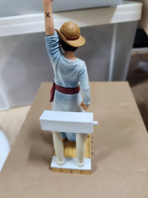 Selling Dramatic Showcase Companion's Proof Luffy.