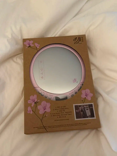 IU - Remake EP Album Flower Bookmark Set