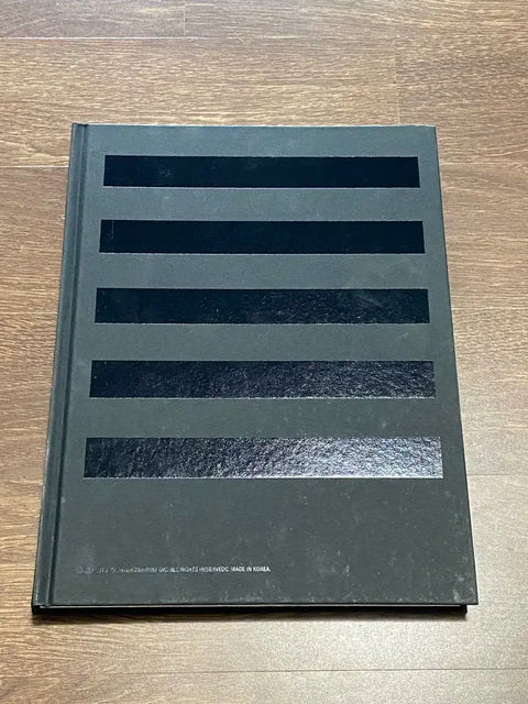 BIGBANG MADE Tour Final Concert Photobook Limited Edition