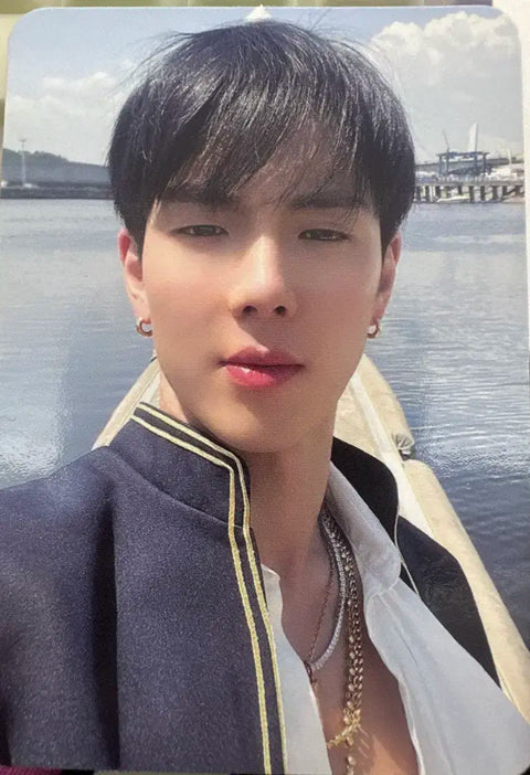 Shownu x Hyungwon Unseen Photocards - Selling as a set