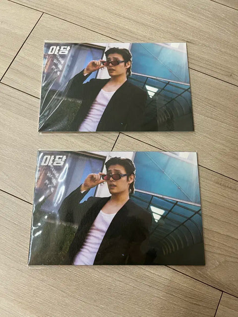 Selling a batch of movie memorabilia postcards.