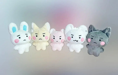 Selling Plave 10cm doll Amgeung series below cost.
