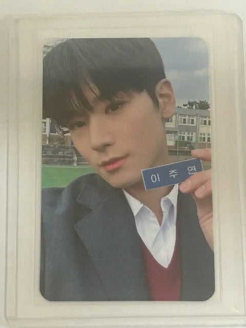 Lee Juyeon photocard