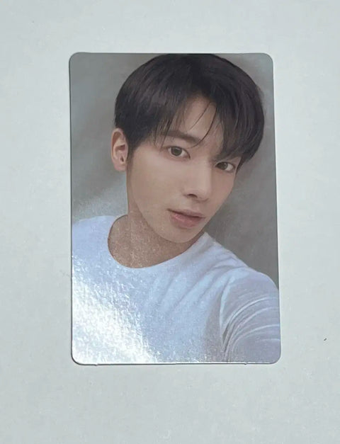 Selling GGBG Taehyun photocard.