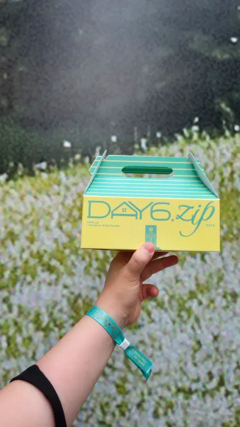 DAY6 Pop-up Gift