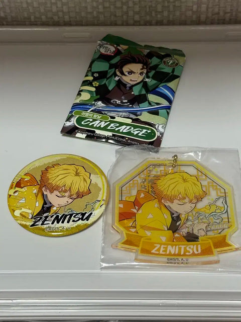 Demon Slayer badge / Acrylic charm Zenitsu