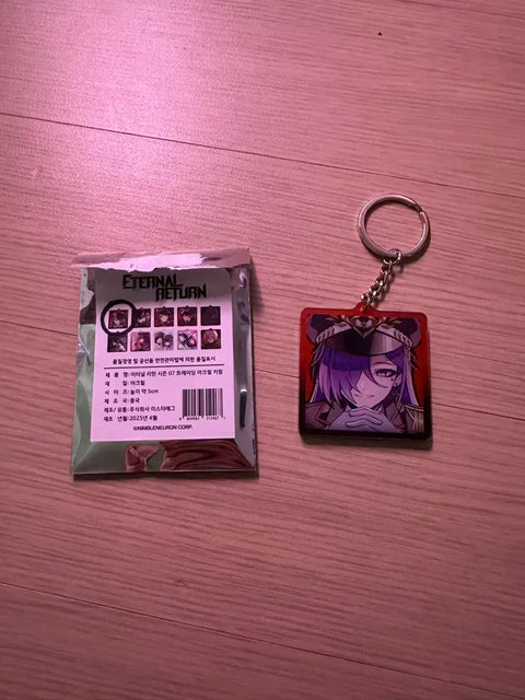 Eternal Return Season 7 Laura Acrylic Keychain
