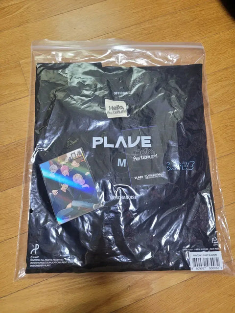 Unopened PLAVE 1st Fan Concert T-shirt Black M Selling at original price