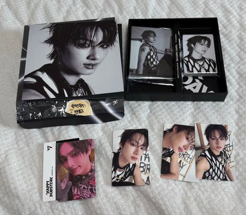 Seventeen 5th Album Jun Carat Version + Aladdin POB, Random Photocards x3