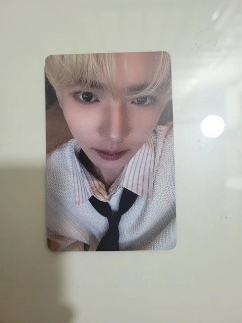 ZEROBASEONE Han Yujin Timeless World Benefit Photocard