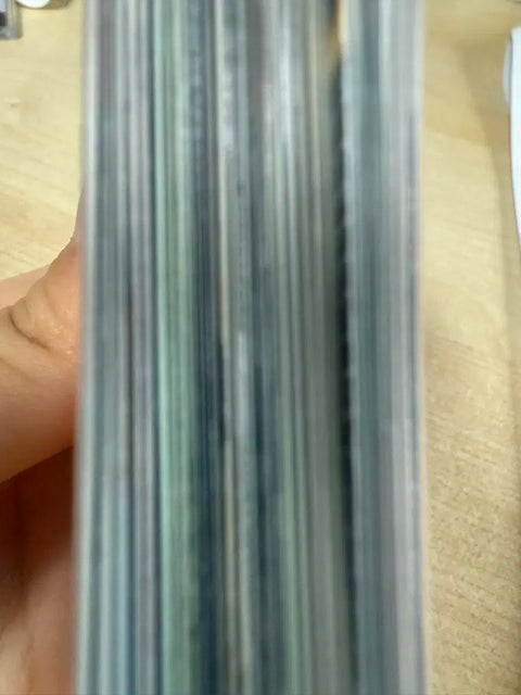 Selling Zerobaseone (ZB1) photocards as a set.