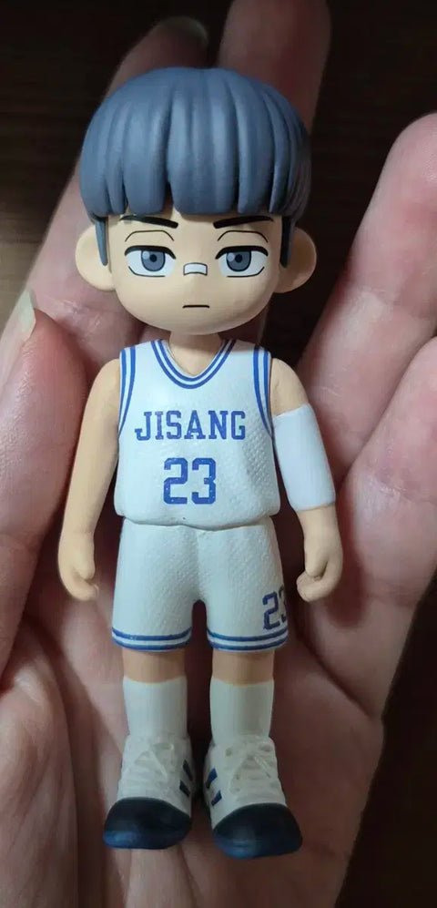 Selling Garbage Time Jisang High School Figure Set.