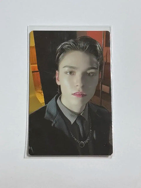 Seventeen Vernon photocard