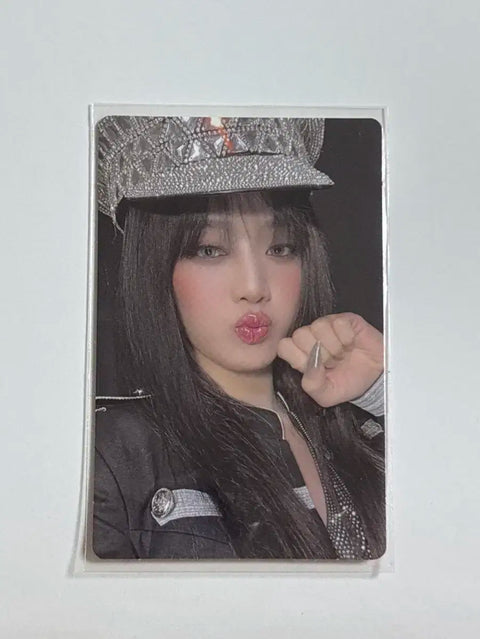 (G)I-DLE Minnie photocard