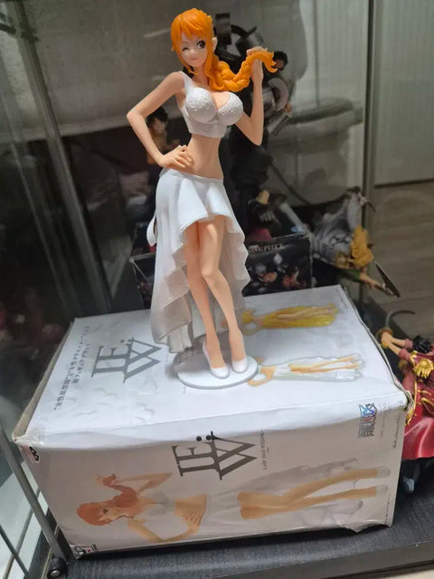 One Piece Lady Edge Nami Wedding Figure