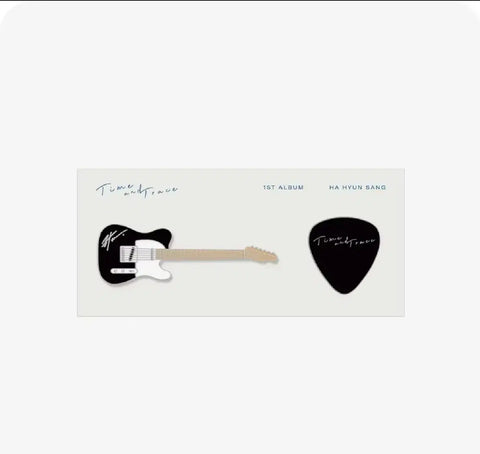 Ha Hyun-sang Metal Badge Set