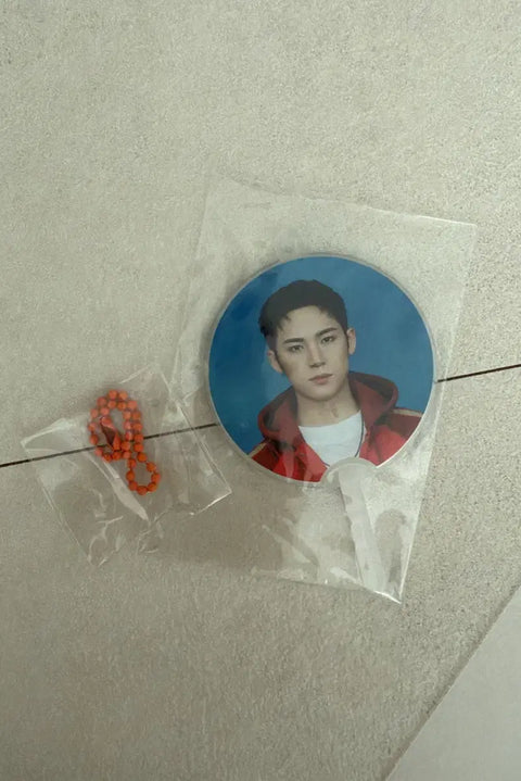 Seventeen 2025 Caratland Lucky Draw Mini Uchiwa Mingyu Transfer Sale