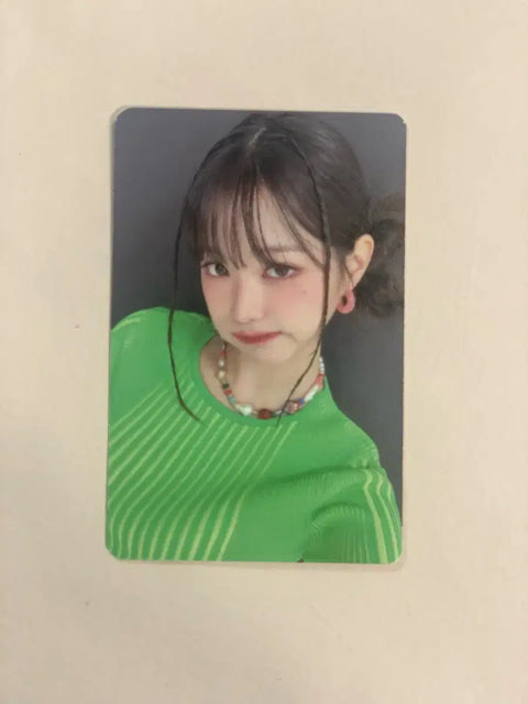 Selling Jang Wonyoung Amuse photocard.