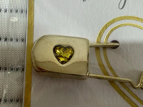 BoA Love Love Brooch Goods