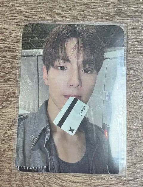 MONSTA X Shownu Fansign Parking Pass Photocard