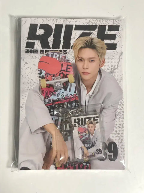 RIIZE Concert MD Eunseok Comics Book Comic Book Photobook Full Set