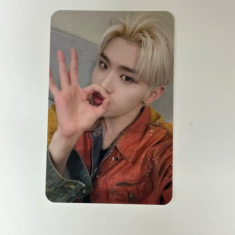 ZEROBASEONE Iconic Week 1 Fansign Photocard Kim Taerae