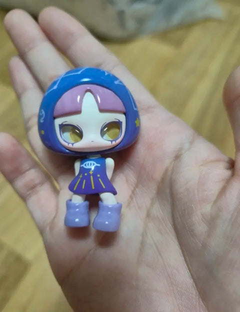 Innis Figure