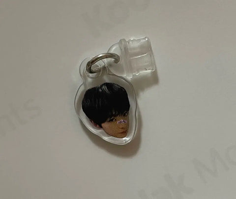 NCT Wish Yushi earphone jack C-type