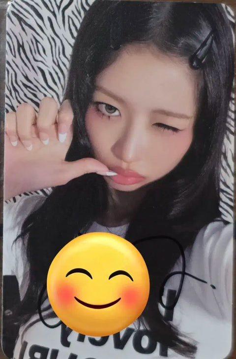 IVE Soundwave Rei Signed Photocard Transfer