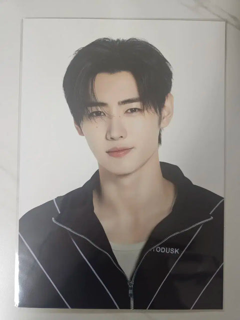 ENHYPEN Artist-Made Popup Sung Hoon Figure Poster Bundle