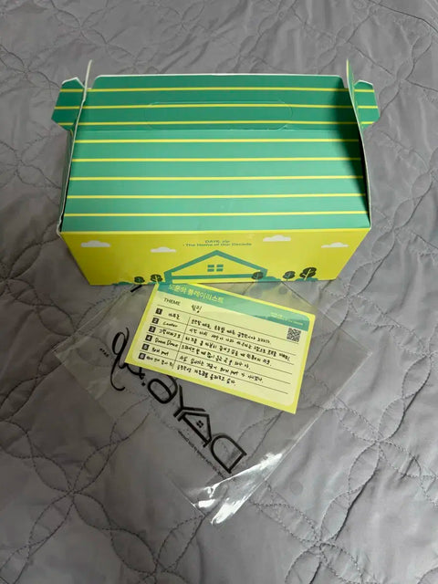 DAY6 Pop-up Exit Gift