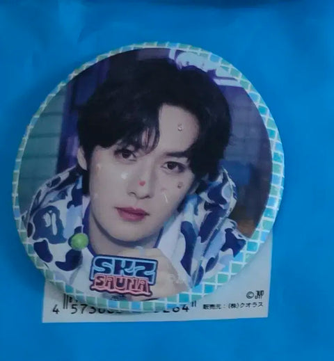 Stray Kids Sauna Can Badge Lee Know